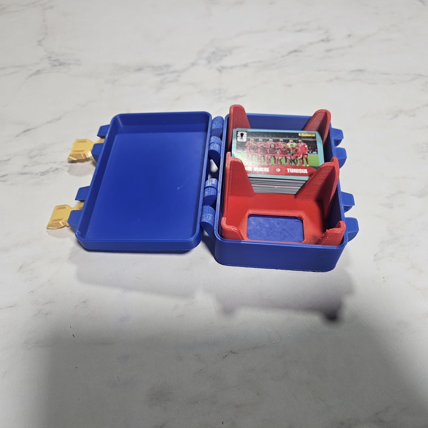 Caja Organizadora Láminas FIFA 26 (Con Bandeja) - Viña 3D